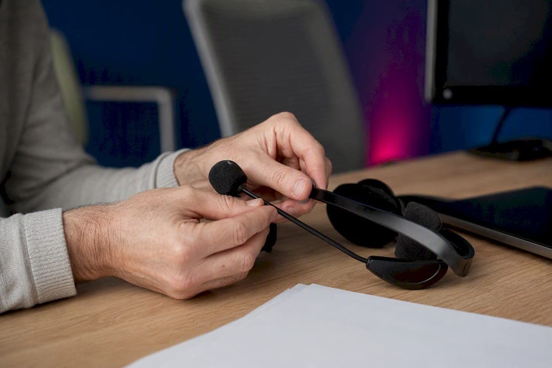 Plantronics vaihtoehdot yrityskäyttöön: mitä valita 2026?